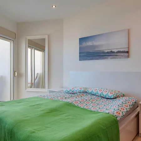 Panoramic Seaview Apartment *