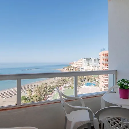 Panoramic Seaview Apartment *
